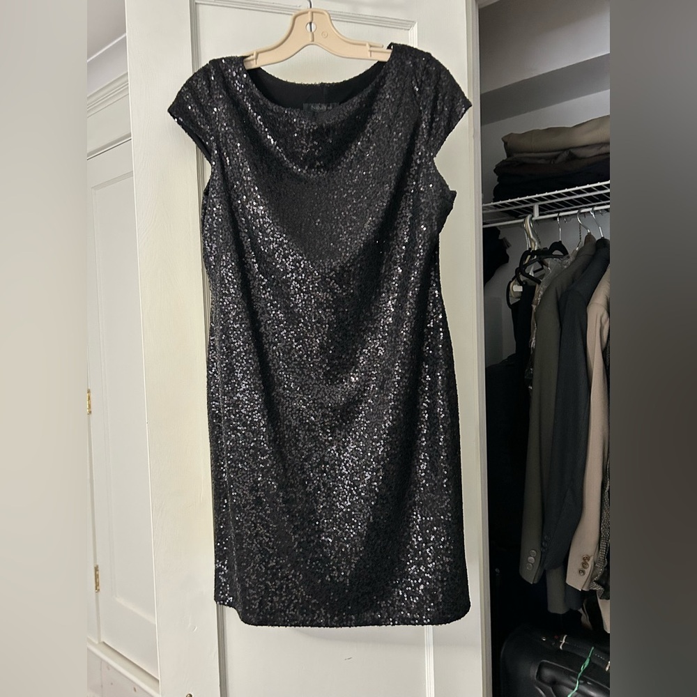 Nadya Toto Elegant Black Sequin Dress - large